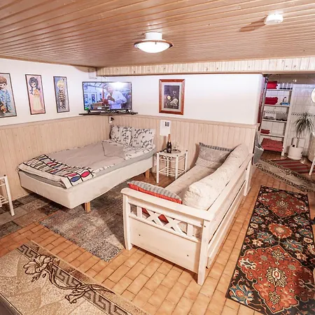 Apartamento Mukava Kellarihuoneisto Jossa Sauna Ja Poreallas Jakobstad