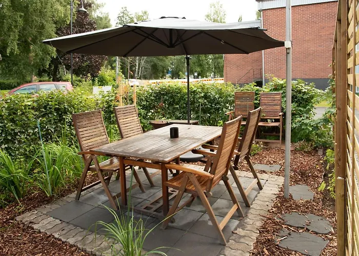 Mukava Kellarihuoneisto Jossa Sauna Ja Poreallas