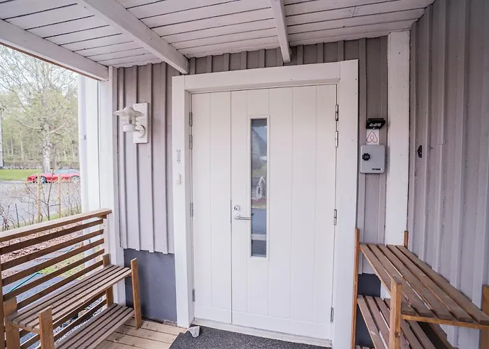 Mukava Kellarihuoneisto Jossa Sauna Ja Poreallas Апартаменты Пиетарсаари